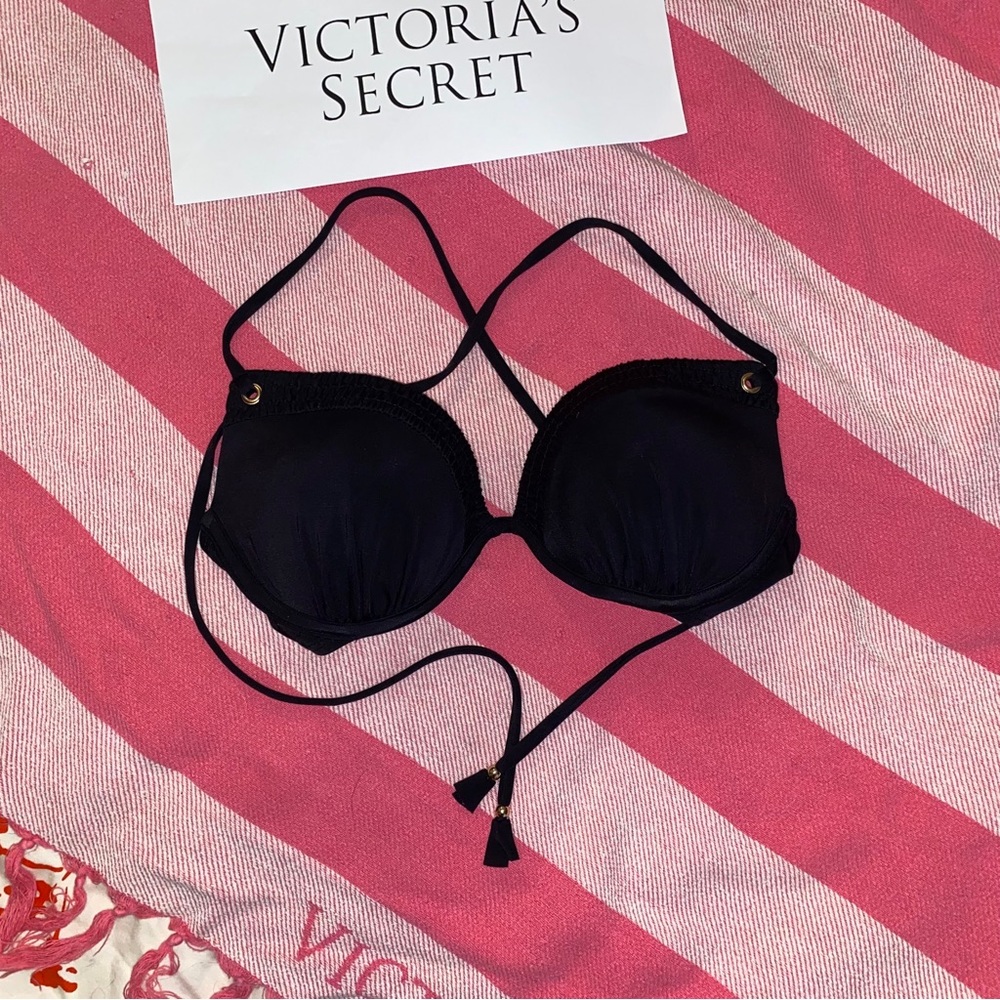 Victoria’s Secret bikini top